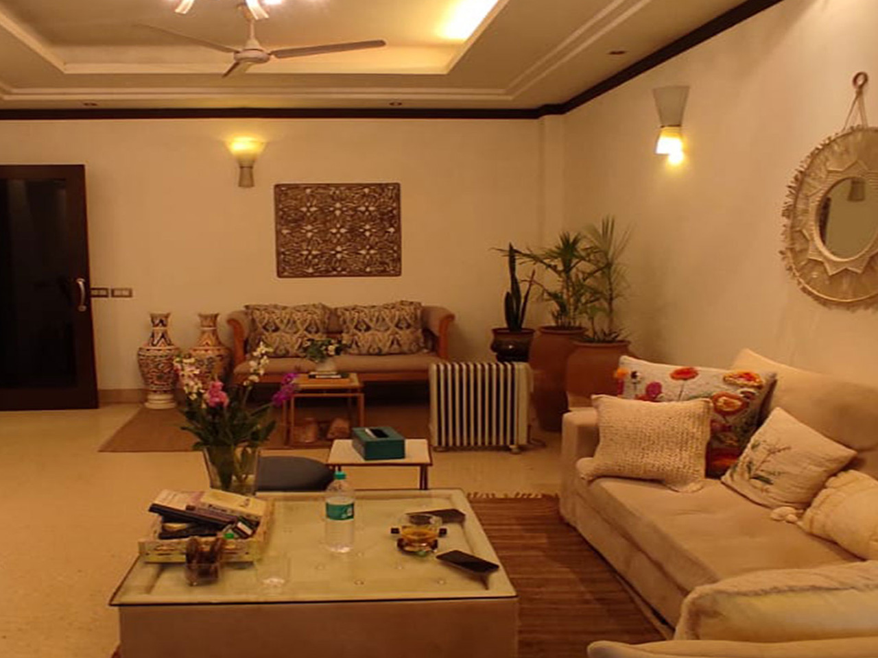 1,2,3 BHK Flate Sale defence colony Delhi
