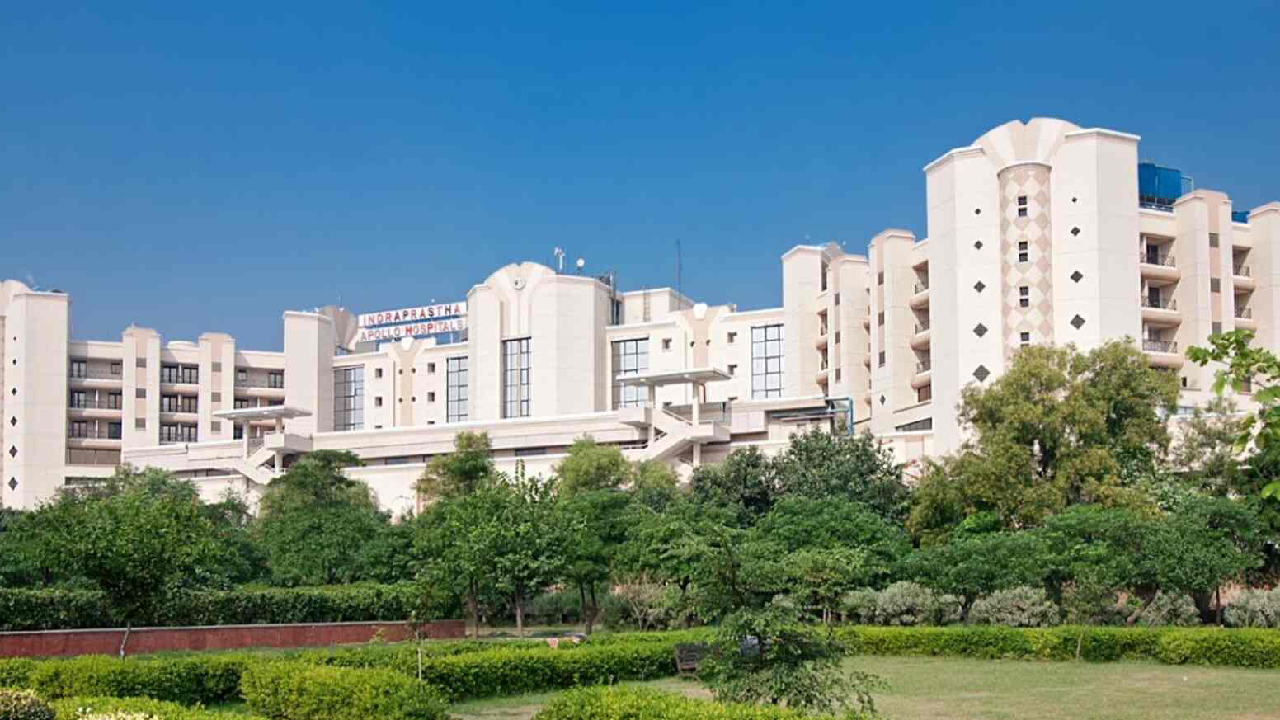 Serviced Apartment near by Apollo Delhi India